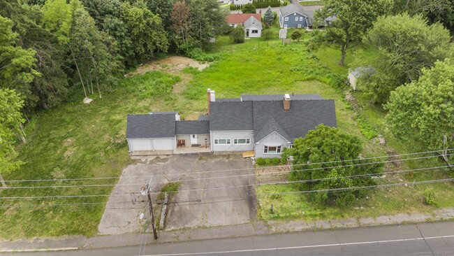 Building Photo - 1022 Bunker Hill Ave