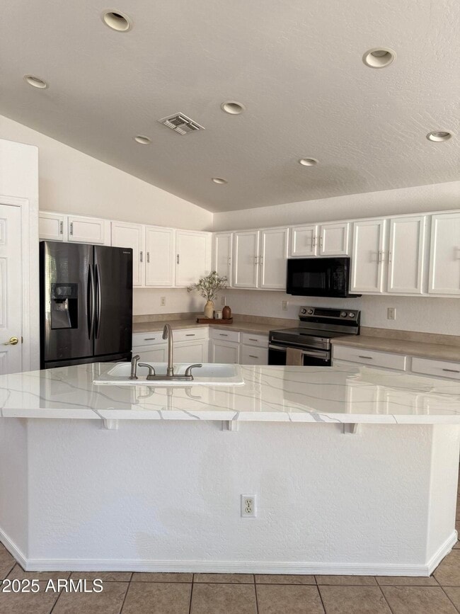 Building Photo - 12838 W Corrine Dr