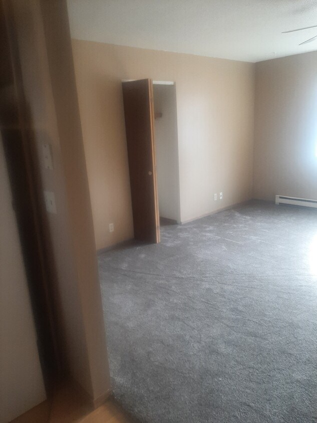 Foto principal - 800 Broadway Ave