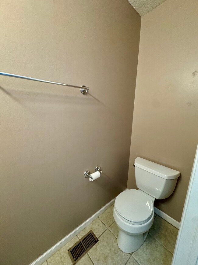 Building Photo - 3054 Cherrywood Dr