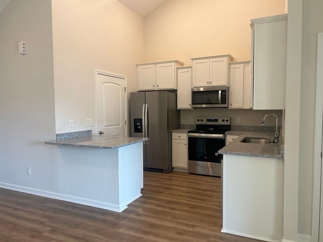 Building Photo - 934 Manitou Cir