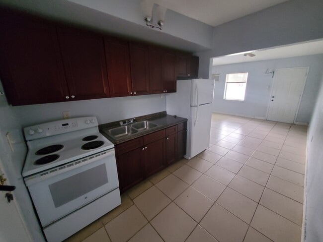 Kitchen - 1801 NW 74th St