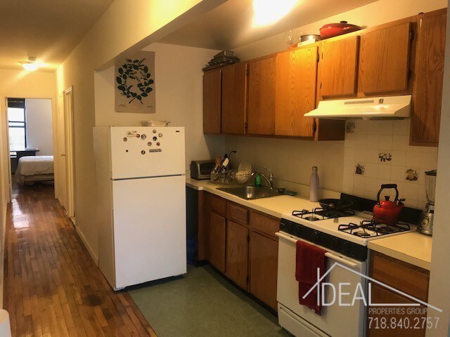 Building Photo - 4208 5th Avenue #2RR