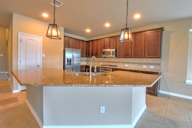 Foto del edificio - 186 Clear Water Path