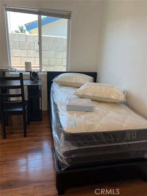 Foto principal - 24416 Osprey St