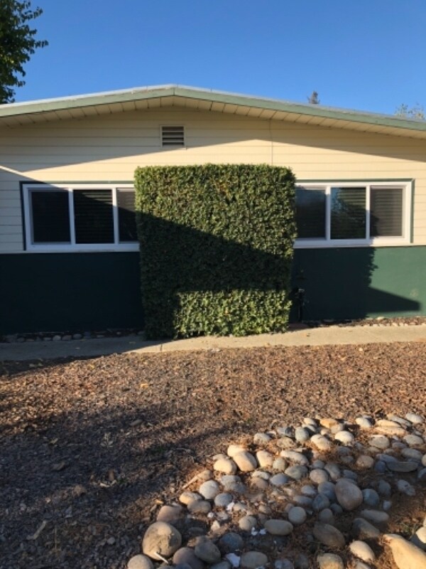Building Photo - 212 Patrick Dr