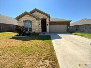 Building Photo - 1407 Chalice Dr