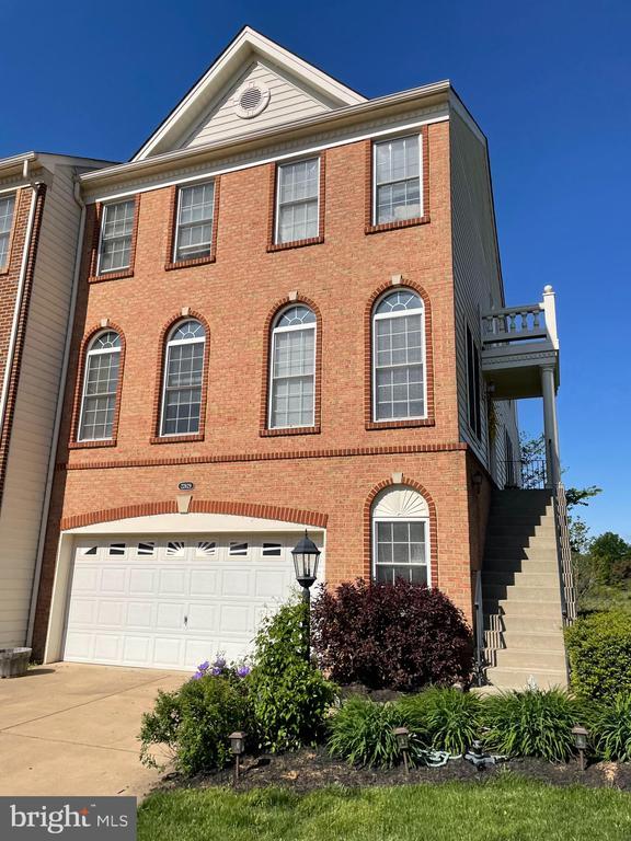 Primary Photo - 22629 Upperville Heights Square