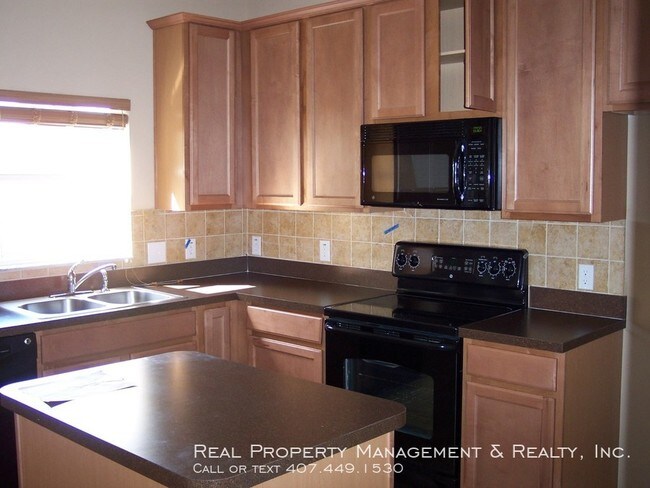 Building Photo - 5555 Somersby Rd