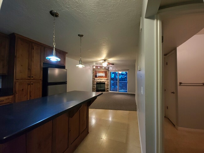 Foto del edificio - 5614 Meadow Ln