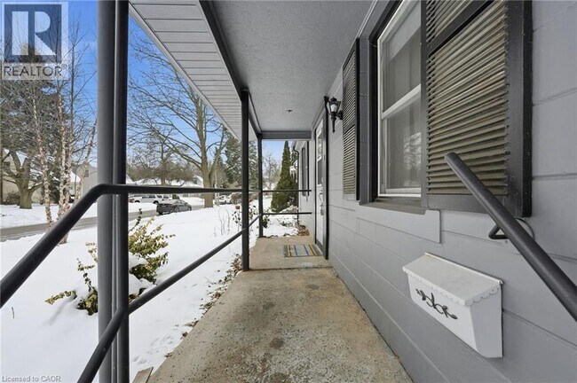 Photo du bâtiment - 92 Gary Ave