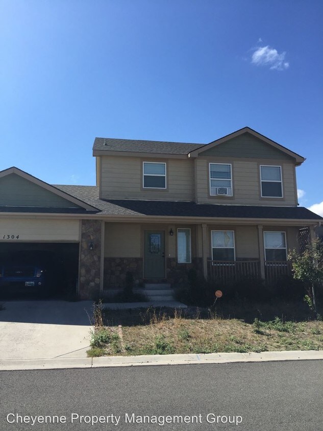Primary Photo - 1304 Sonata Ln