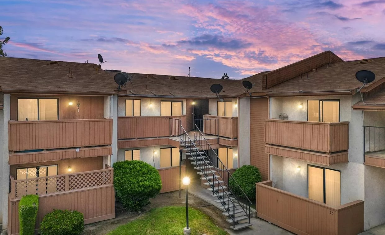 4809 Hahn Ave Unit 42, Bakersfield, CA 93309 Condo for Rent in