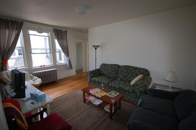 Foto del edificio - 1632 Commonwealth Ave