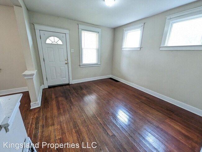 Foto del edificio - 3 br, 1.5 bath House - 206 East Marceau