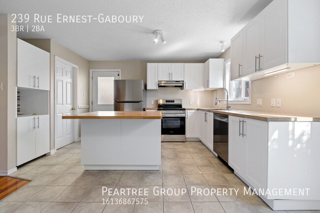 Photo du bâtiment - Endearing Ernest-Gaboury-3 Beds/2 Baths fo...