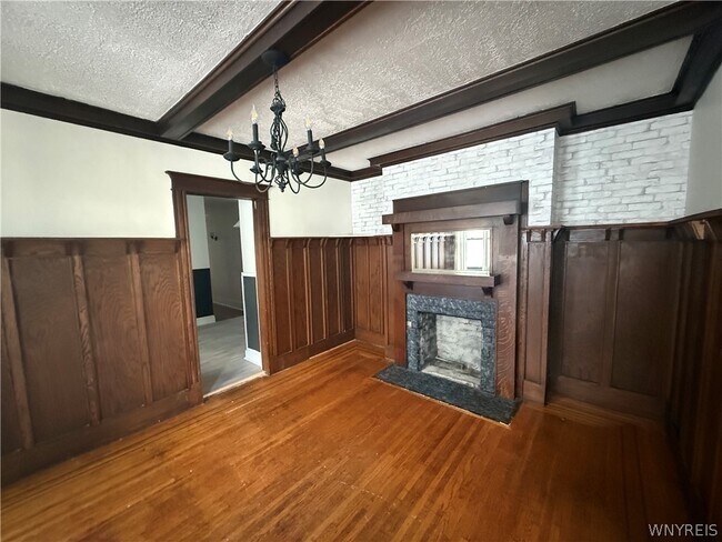 Foto del edificio - 37 Inwood Pl