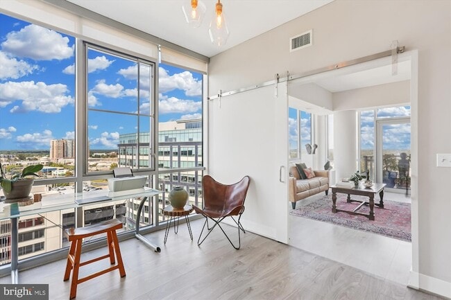 Photo - 930 Rose Ave Apartment