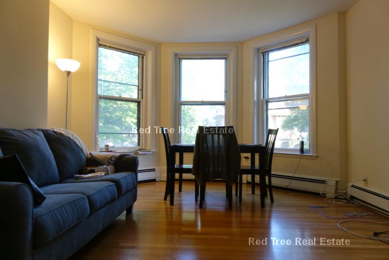 Primary Photo - 89 Englewood Ave
