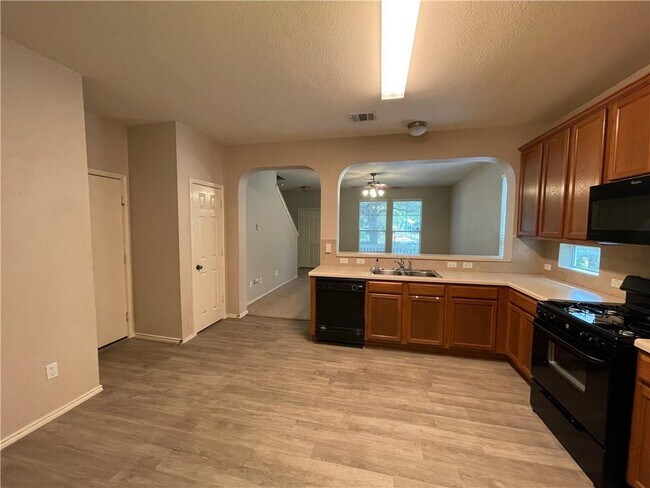 Foto del edificio - 10412 Maydelle Dr