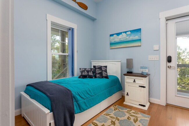 Foto del edificio - 211 Lewis Dr