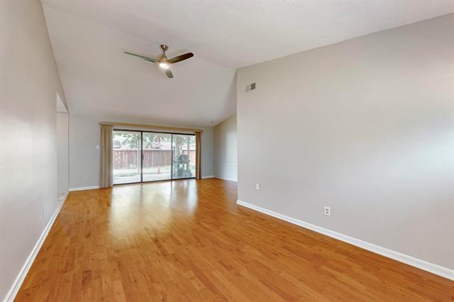 Building Photo - 102 Mariana Dr