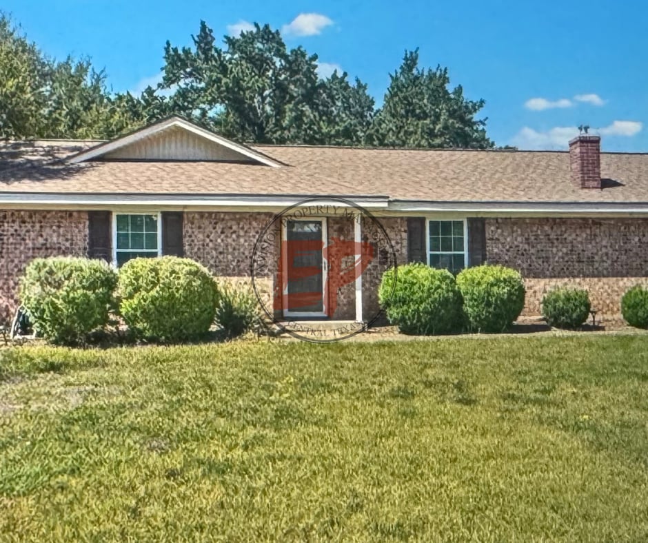 Primary Photo - 103 Spring Lake Dr