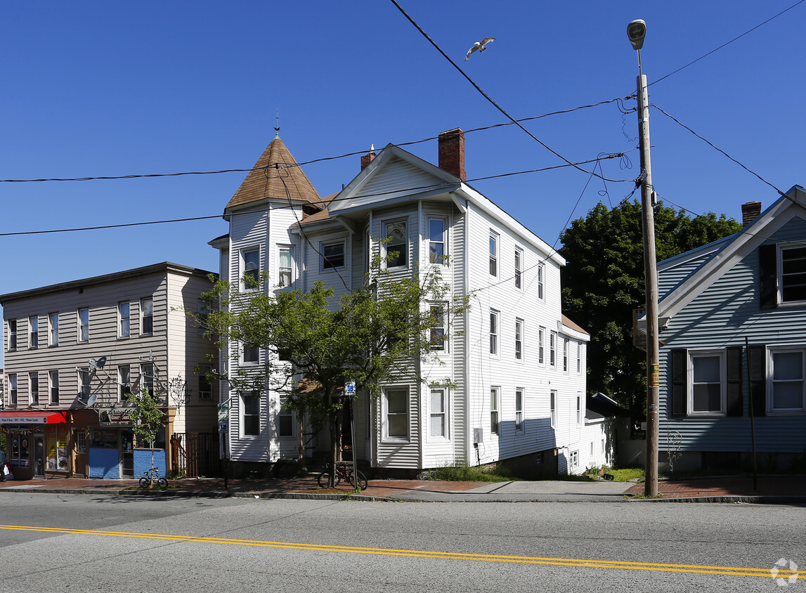 861 Congress St, Portland, ME 04102 - Apartments in Portland, ME ...