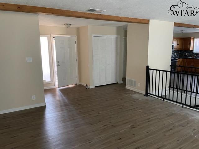 Building Photo - 4316 Hillsboro