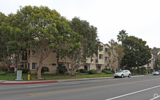 Foto principal - Jefferson House II Senior Apartments