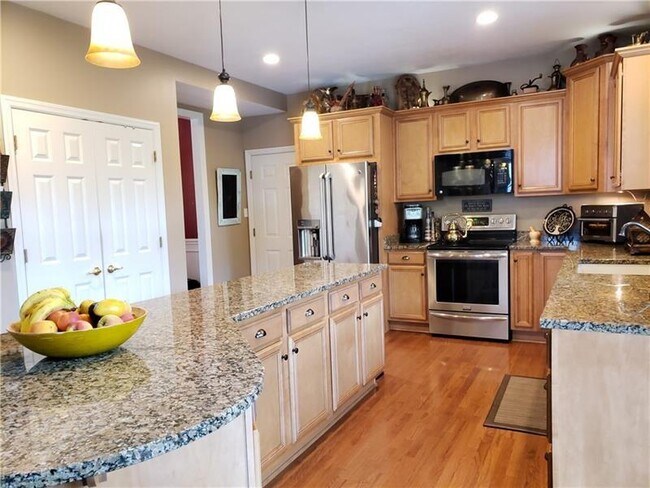 Building Photo - 122 Southridge Dr
