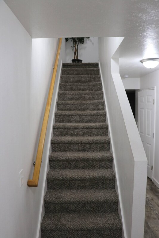 Building Photo - 426 W 600 S