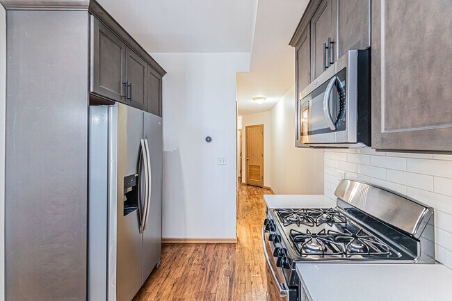 Foto del edificio - 2423 W Madison St