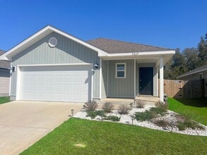 Building Photo - 5269 Peach Dr