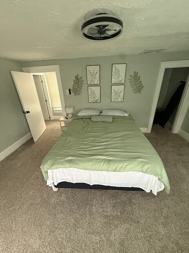 Foto del edificio - 919 Summer St