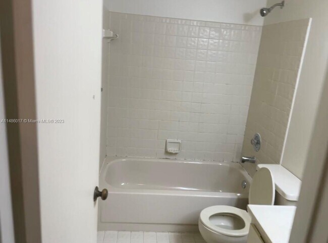 Foto del edificio - 11947 NW 11th St
