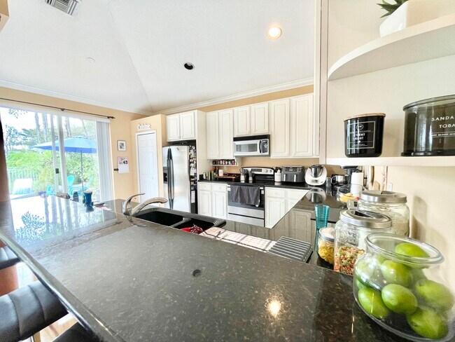 Building Photo - 12413 Antille Dr