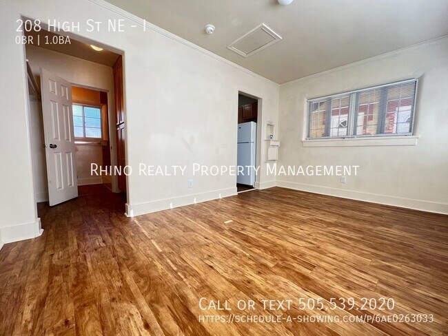 Building Photo - Welcome to Alhambra Court! Studio, 1 Bath!