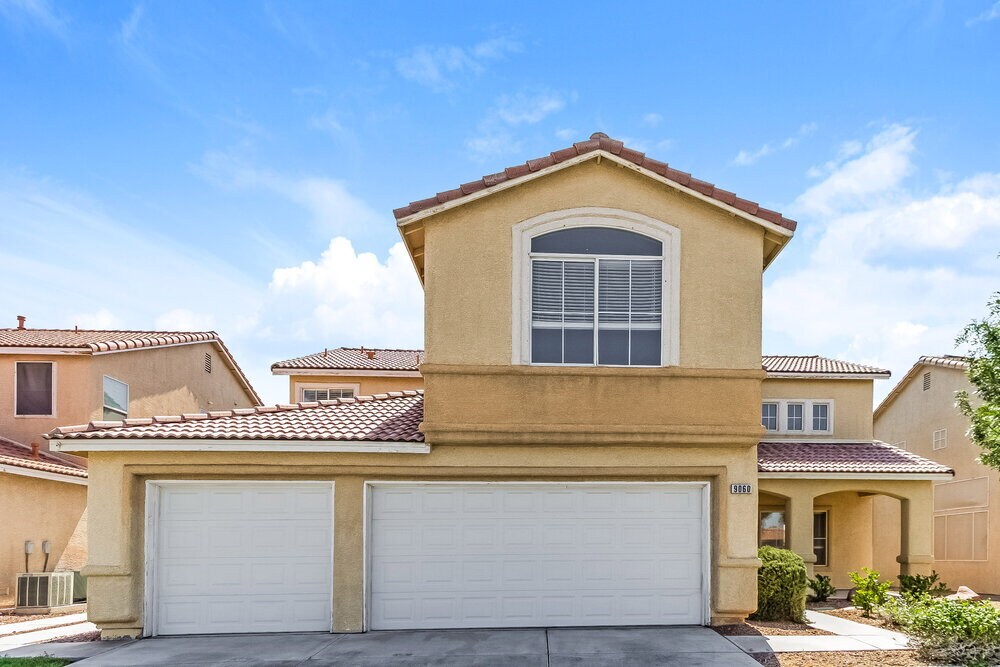 Foto principal - 9060 Malarga St