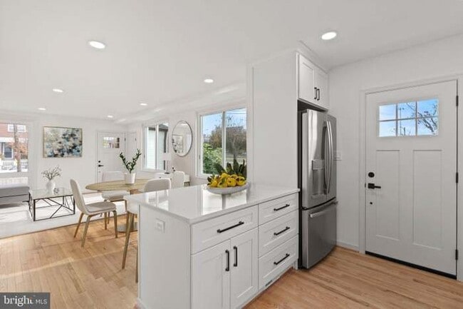 Photo - 10 E Taylor Run Pkwy Townhome