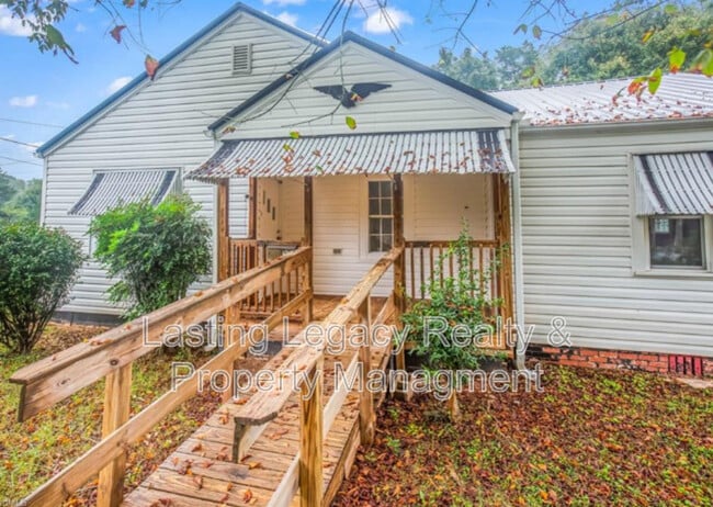 Foto del edificio - 26 Harrington Ave