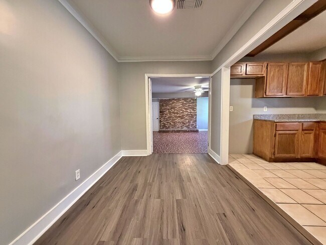 Foto del edificio - Cozy 3 Bedroom Home Ready for Move In!- $500 Rent Special!