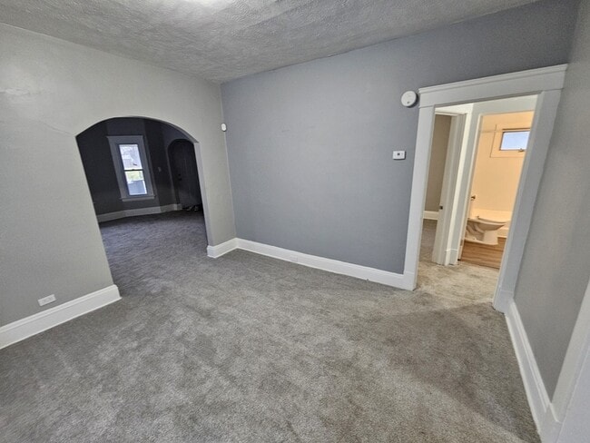 Building Photo - 12717 Parkhill Ave