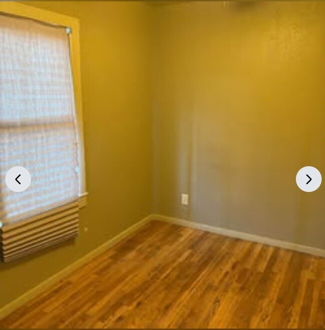 Building Photo - 801 N 6th St