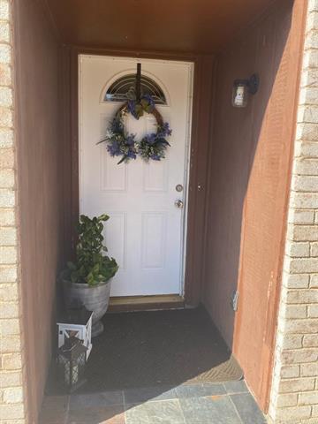 Primary Photo - 2021 Meadfoot Rd