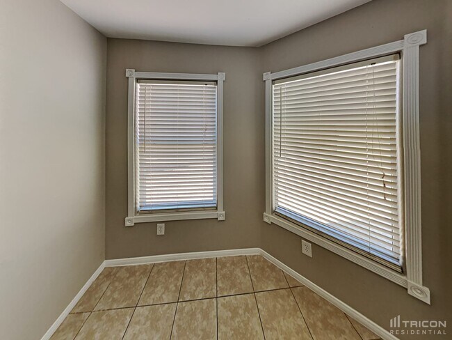 Foto del edificio - 2741 Mossy Oaks Ln