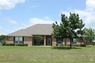 Building Photo - 7721 Willow Ridge Dr