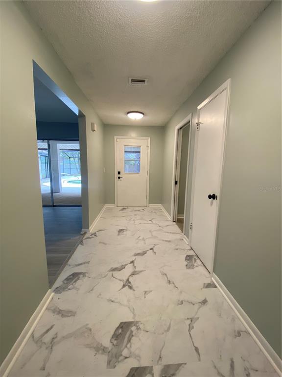 Building Photo - 8669 Margavera Dr