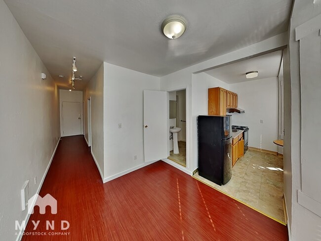 Building Photo - 518 Bryant St