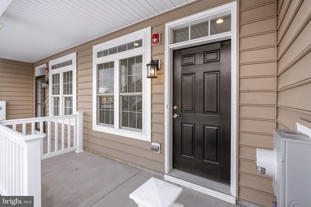 Primary Photo - 16739 River View Cir